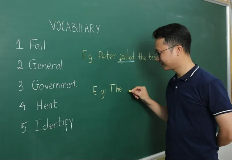 Sinh viên giáo dục có thể làm giáo viên, cố vấn học tập, quản lý học thuật và phát triển chương trình